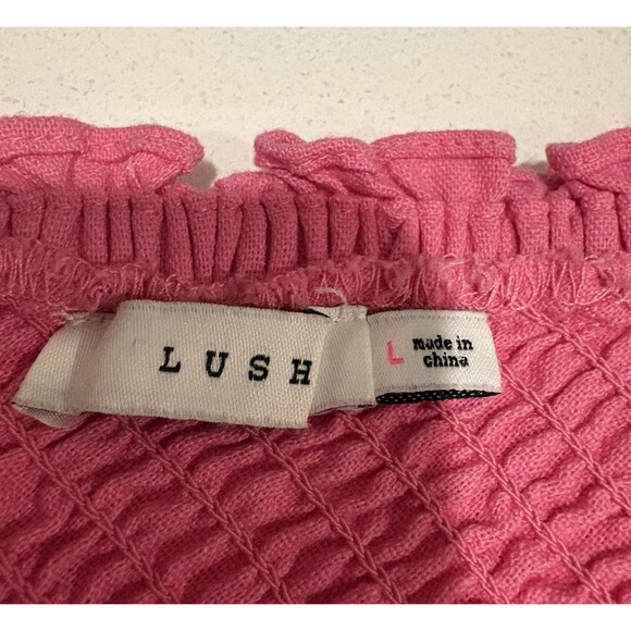 Lush Cropped  Top Women’s Large  Pink Stretch Smocked - Picture 4 of 5